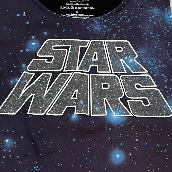 Women's Rock & Republic Star Wars Embellished Flowy Tank - Picture 2 of 4